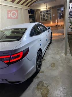 هيونداي أزيرا